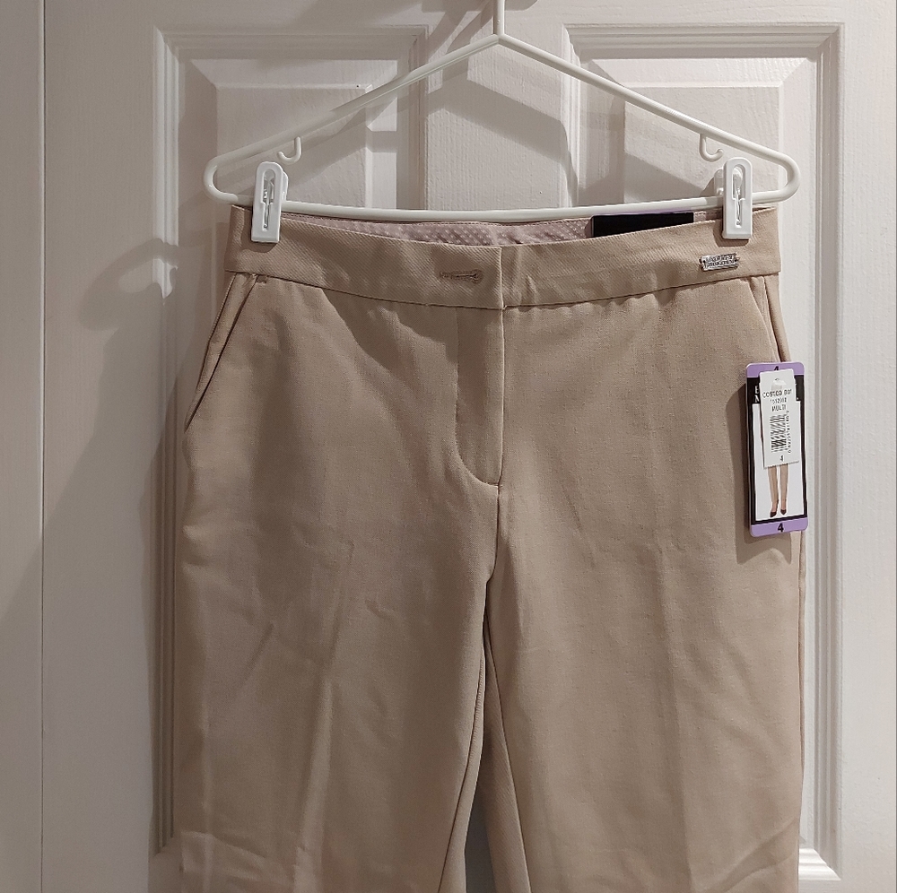 NWT 🏷 Badgley Mischka | Dress Pants